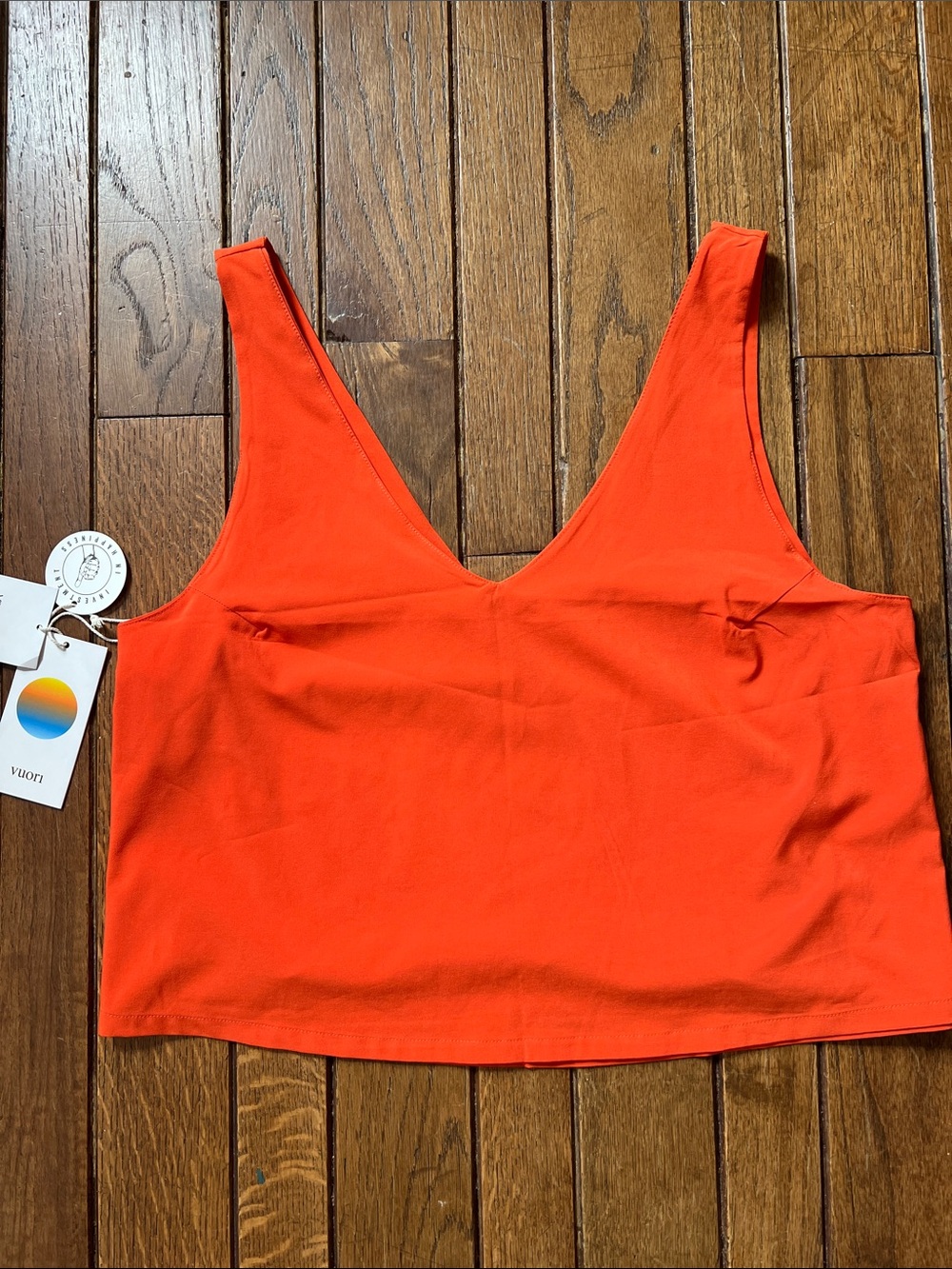 Vuori Bright Poppy Villa Cropped Tank Size Small NWT
